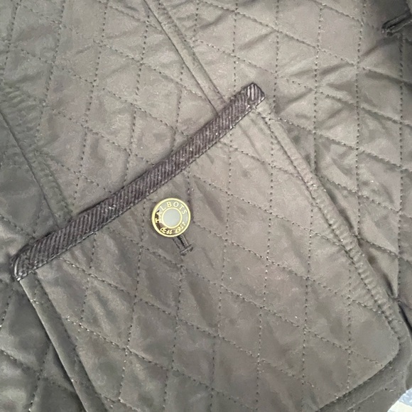 Sleeveless blazer/vest w corduroy collar; striking buttons/pockets detail - Picture 4 of 6